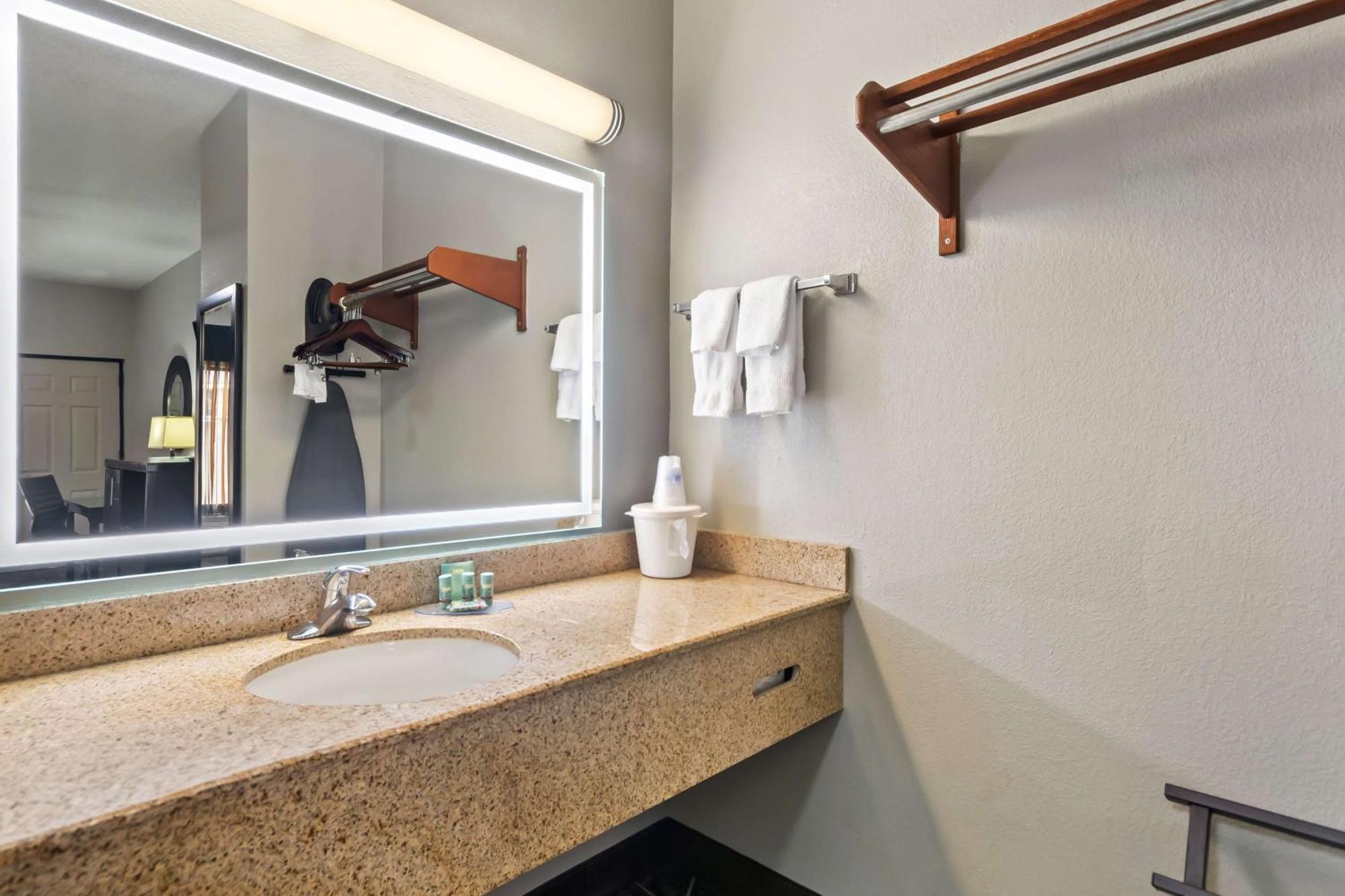 Best Western Inn Monroeville Extérieur photo